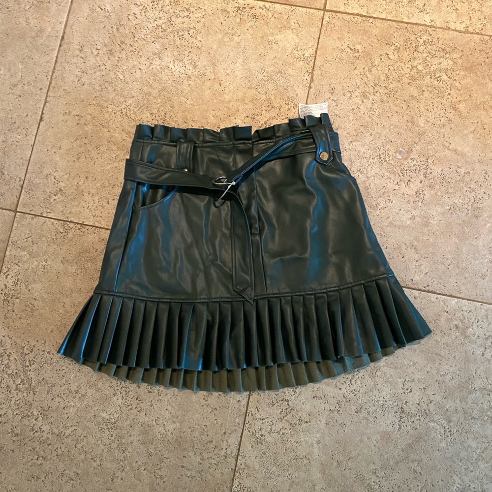 Zara Pleated Belted Leather Skirt